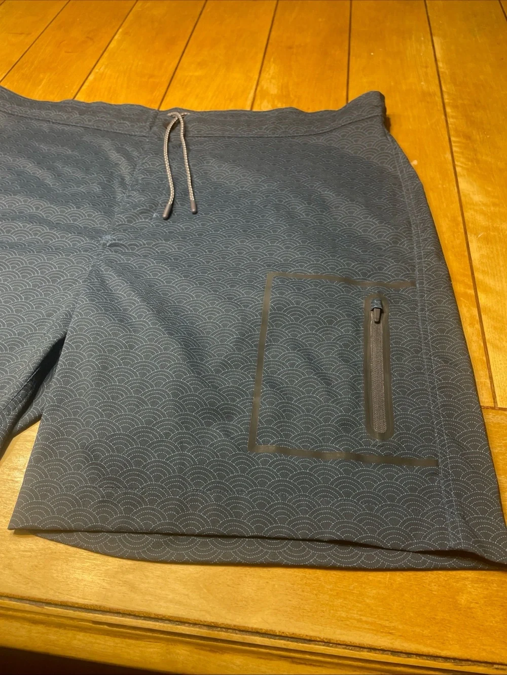 Mack Weldon athletic shorts